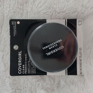 New sealed cover girl powder